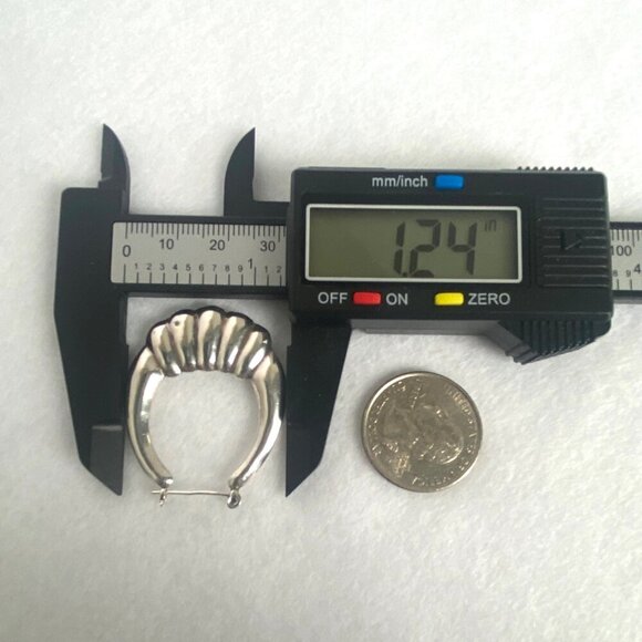 Sterling Silver 925 1.5" Hollow Scalloped Hinged Hoop Earrings - Picture 13 of 16